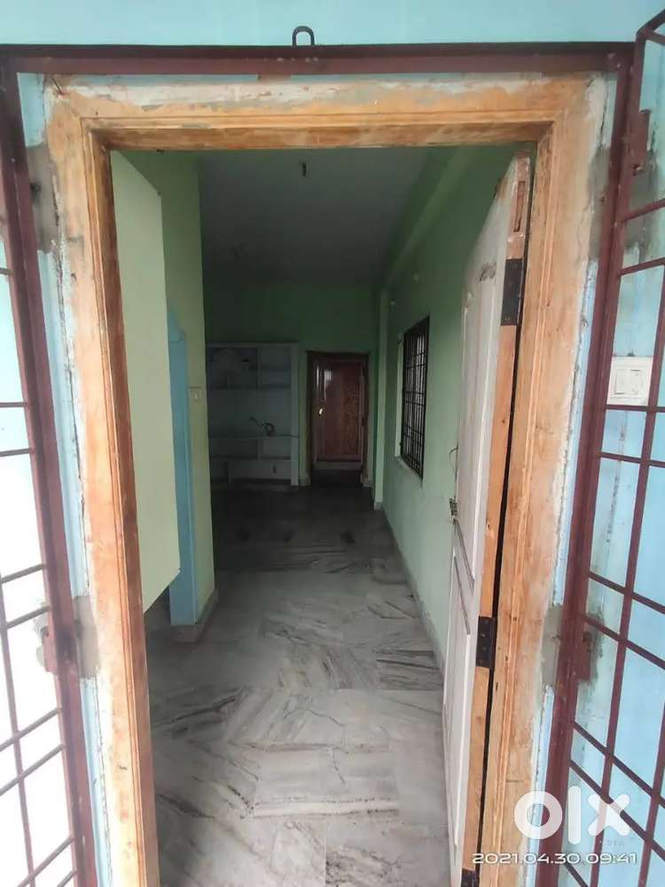 Best suitable for small families and bachorles.