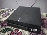 PlayStation 4 fat ps 4 500 gb very good condition