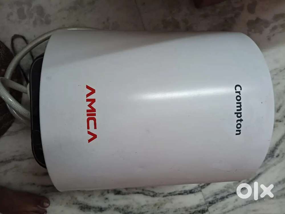 Crompton SWH 2015/2019 Water Heater – 15L, 2000W – Good Condition