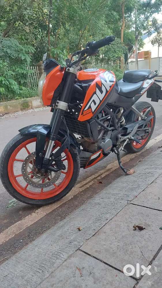 Ktm duke 200