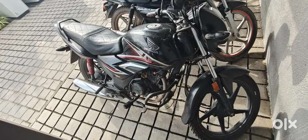 Honda cb shine bike