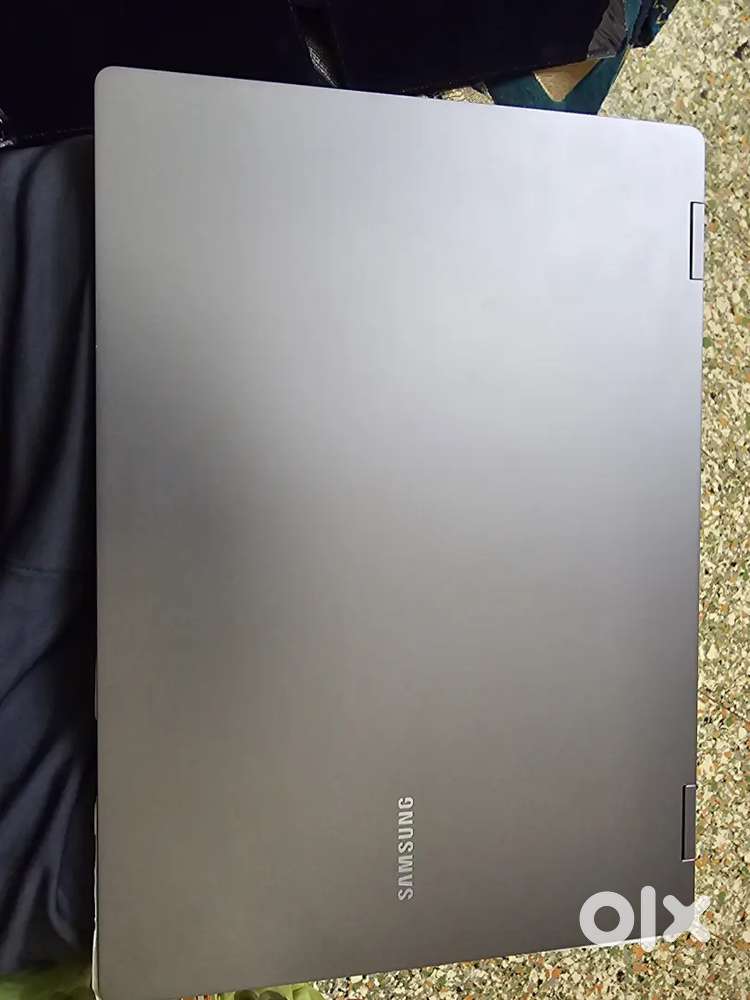 Samsung Book 4 pro 360