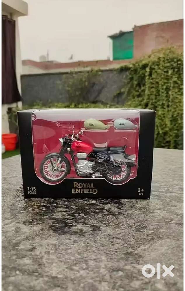 Royal Enfield toy bike model
