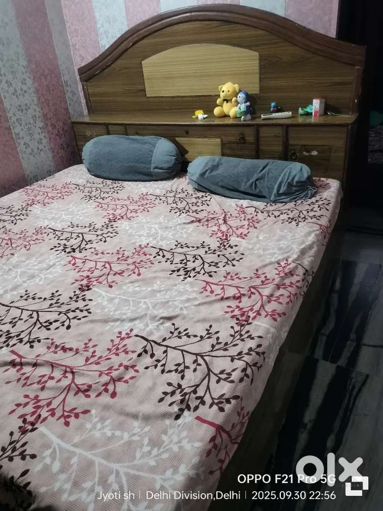 Double bed
