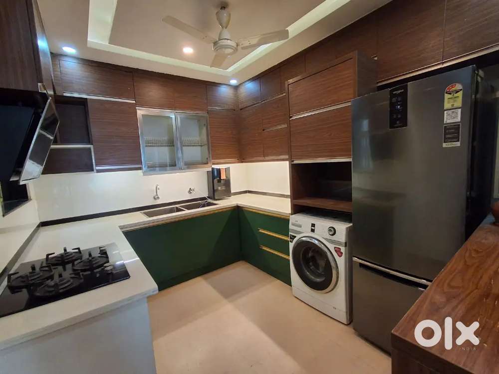 Fully furnished lake view 2 BHK apartment for rent