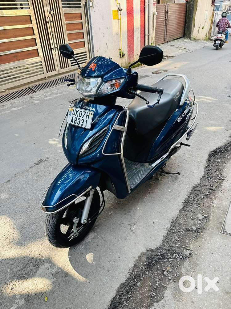Honda Activa 6G 2025 Model km 9000 First Owner 90% loan facility