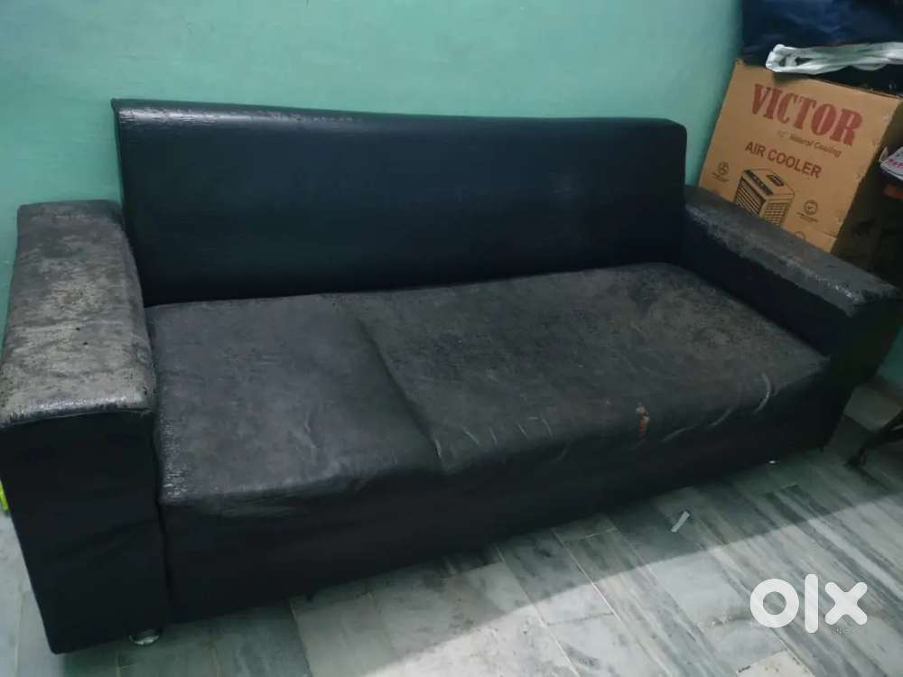 3 seater comfortable sofa (old)
