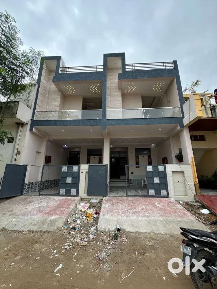 95Gaj 4BHK Luxurious Villa Available For Kalwar Road