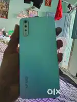 Vivo s1.   4/128
