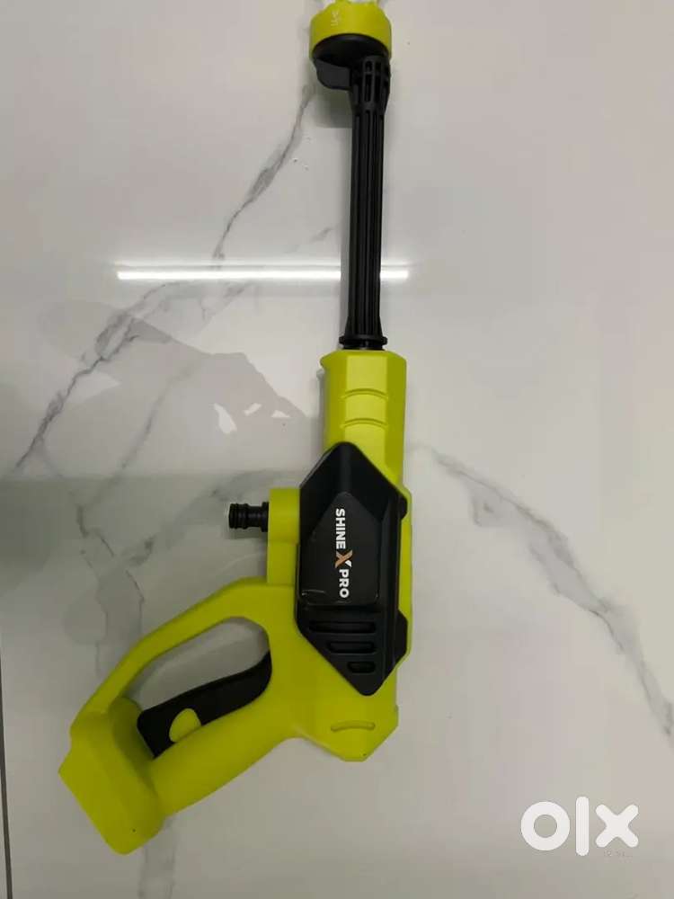 Cordless pressure washer (ShineXpro Hydroblast)