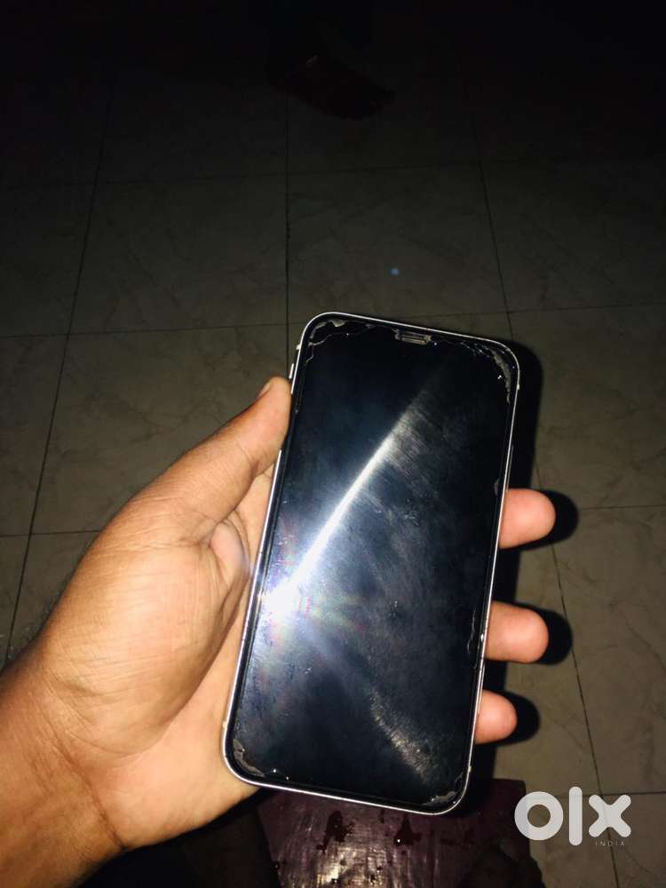 IPHONE 11 4/64gb ALL PARTS OG