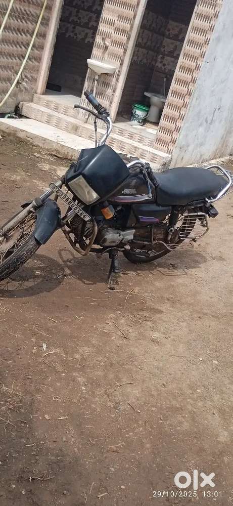 Me bike becha raha hu abhi mene tari chij nayi dali