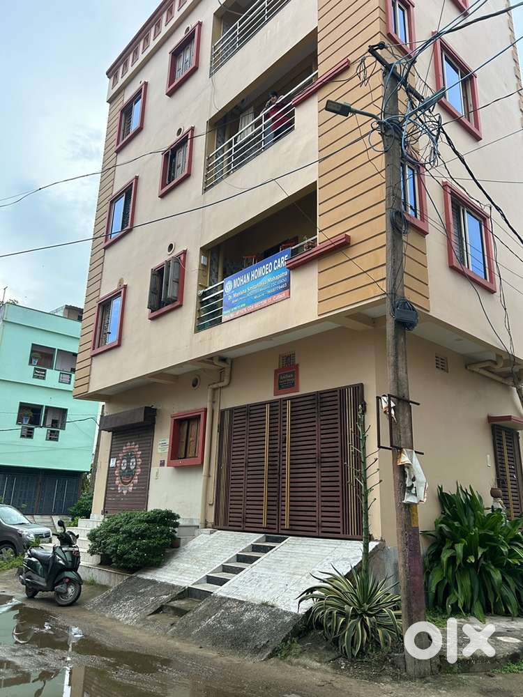 Ground floor One bhk rs 6000 with all facilities .