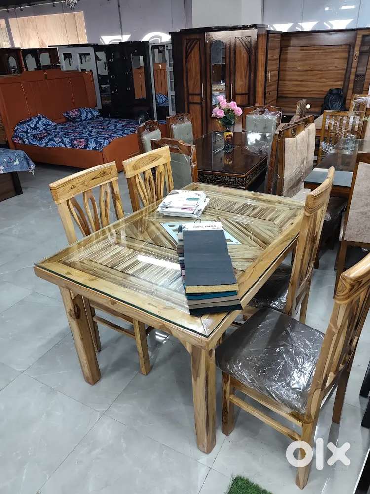 Dinning table available in starf dream furniture