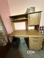 Computer Table with Storage