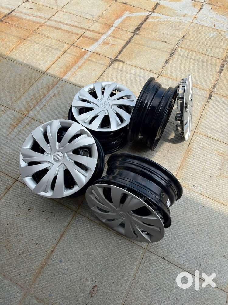2024 Swift: Genuine Suzuki 5Jx14 Steel wheels with silver wheel cap