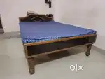 Palang or gadda sale karna hain