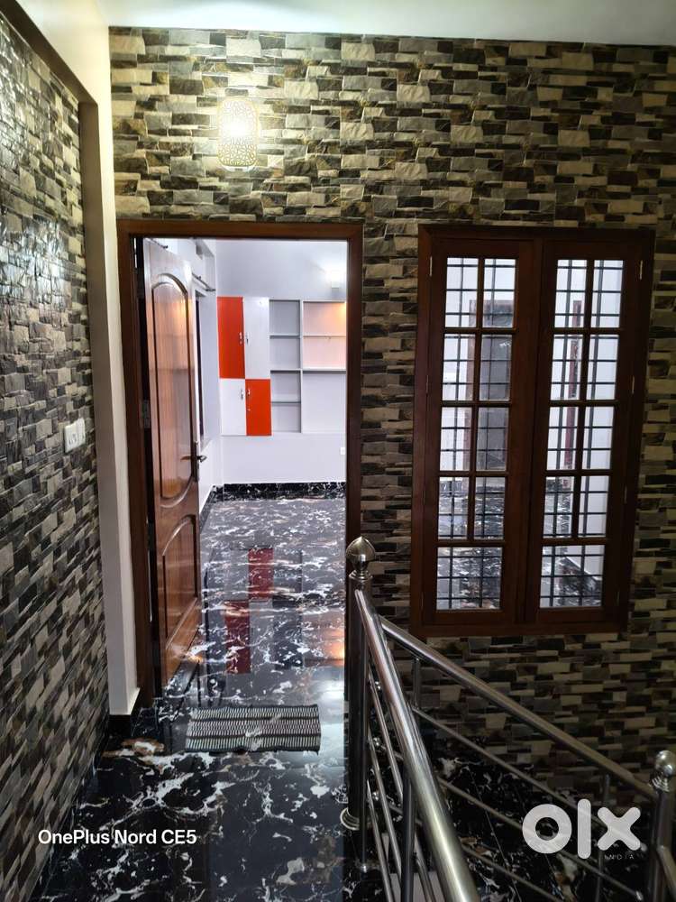 Spacious 2 BHK house available for rent