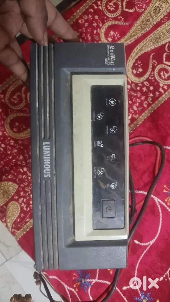 luminous inverter 900W new condition