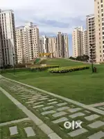 3 BHK flat for sale in Unitech Horizon with wood work .Registered flat