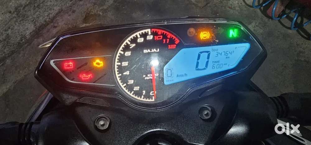 Bajaj pulsar N 250 cc good condition insurance current