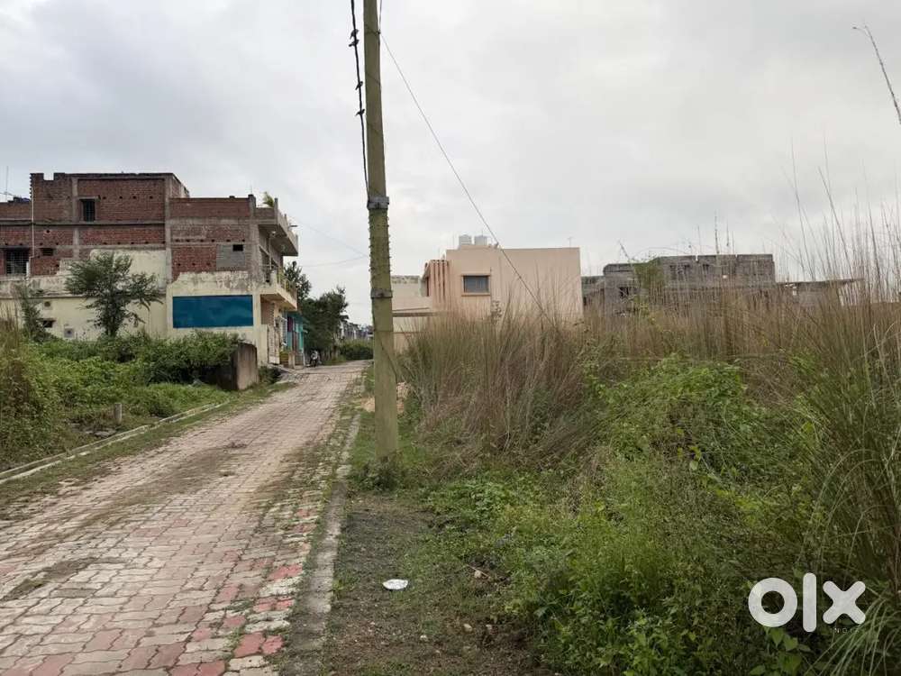 1500 sq.ft land available near bhuiphore mandir saraidhela