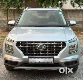 Hyundai Venue, 2022, Petrol