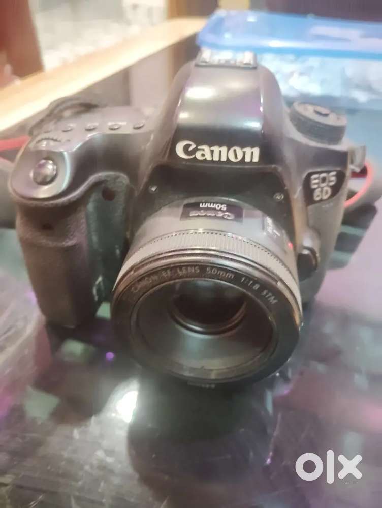 Camera  CANON 6D