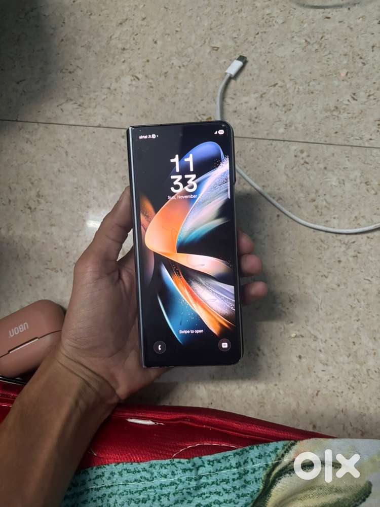 Samsung fold 4