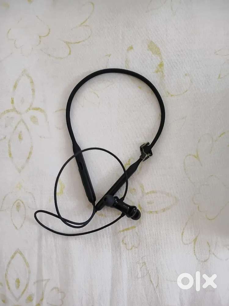 Oneplus bluetooth Earphones