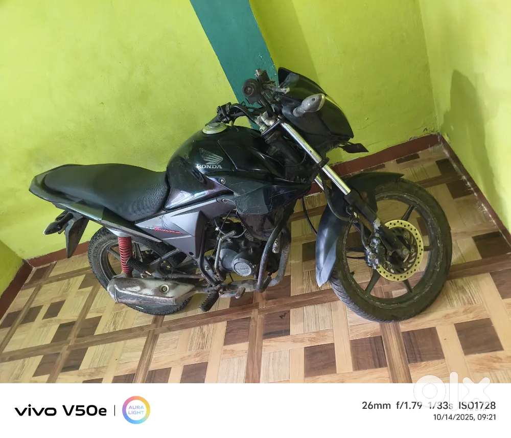 Use mai nhi aa rhi hai esliye bech na hai