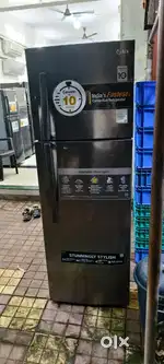 LG double door fridge good condition with warranty 1 year old
