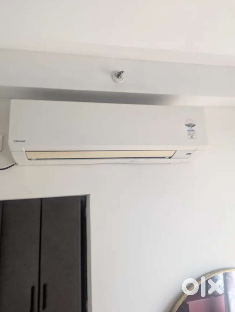 TOSHIBA FIVE STAR AC available for sale