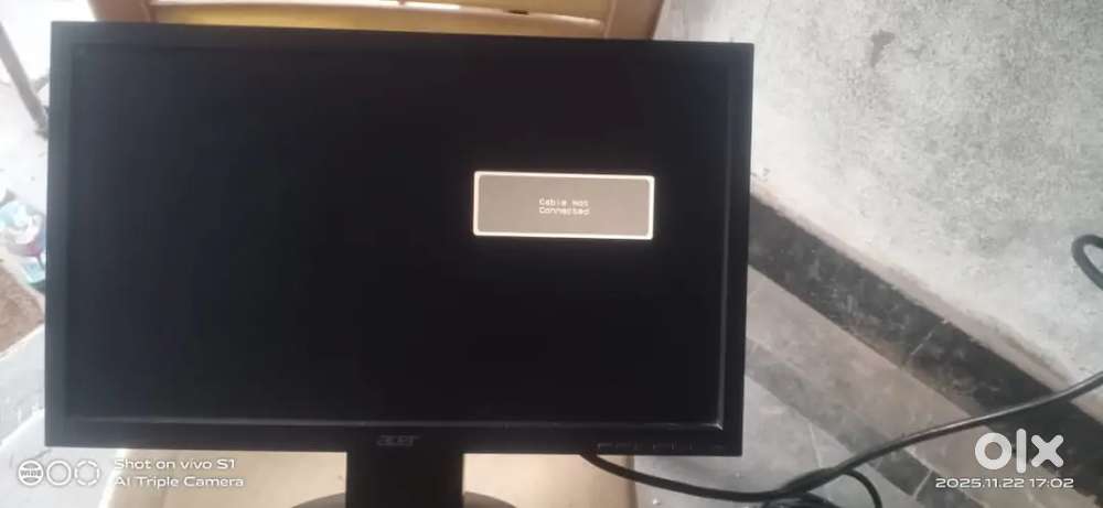 19 inches monitor super working condition acar