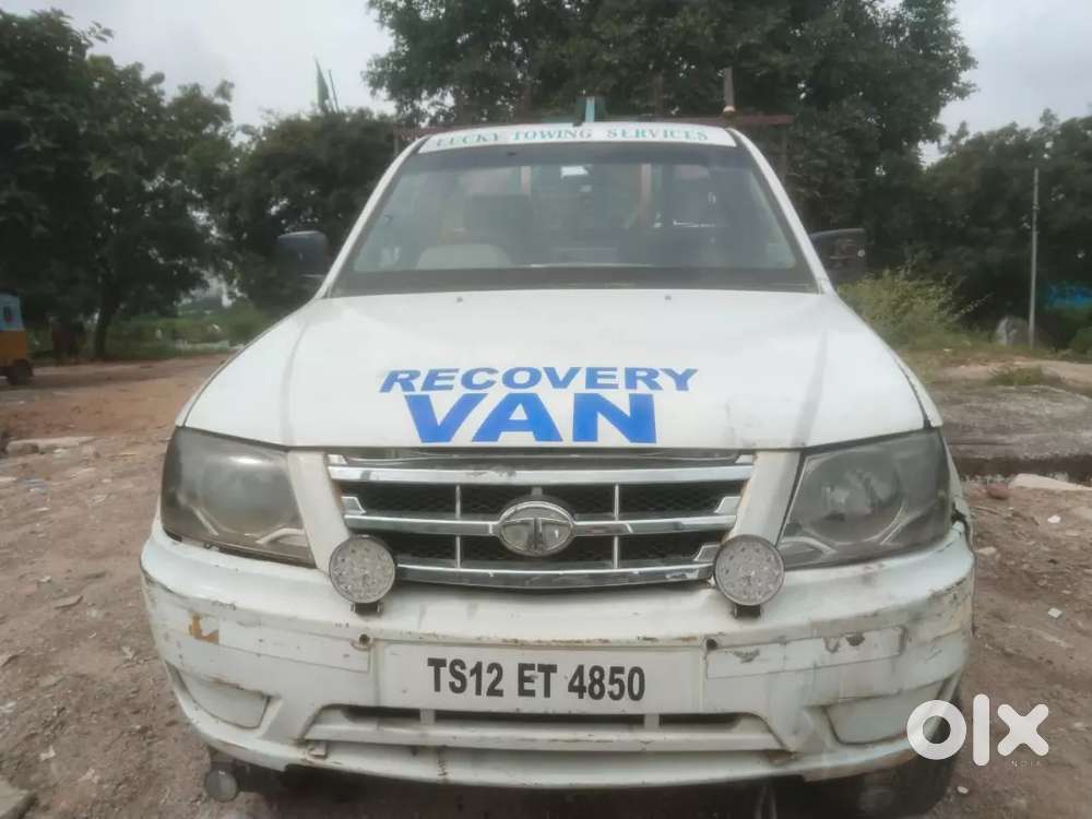 Iwant to sell towing service it's neat and good condition urgent sell