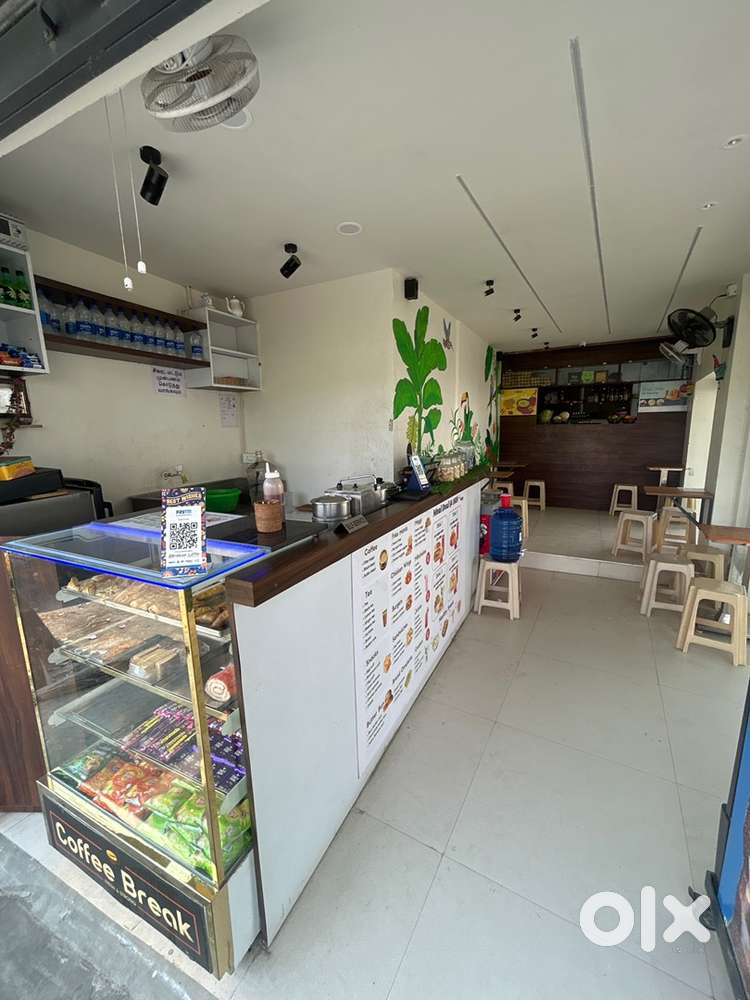Boys wanted - cafe