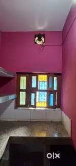 2 BHK Flat is available for Rent in Mirganj Railway dhala Building