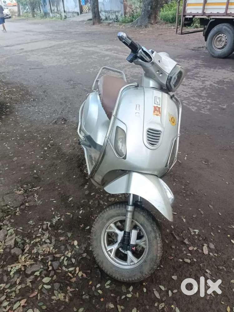 Royal electric scooter no any work full condition