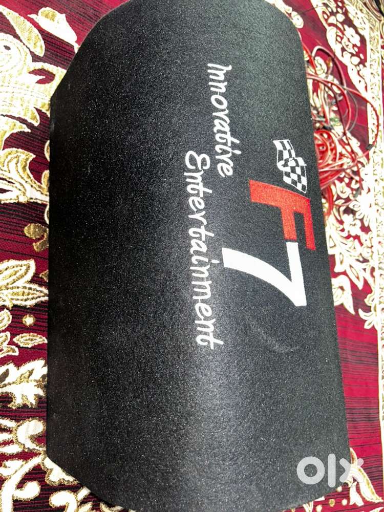 Bass tube f7 innovative entertainment  bass tube i have a energency