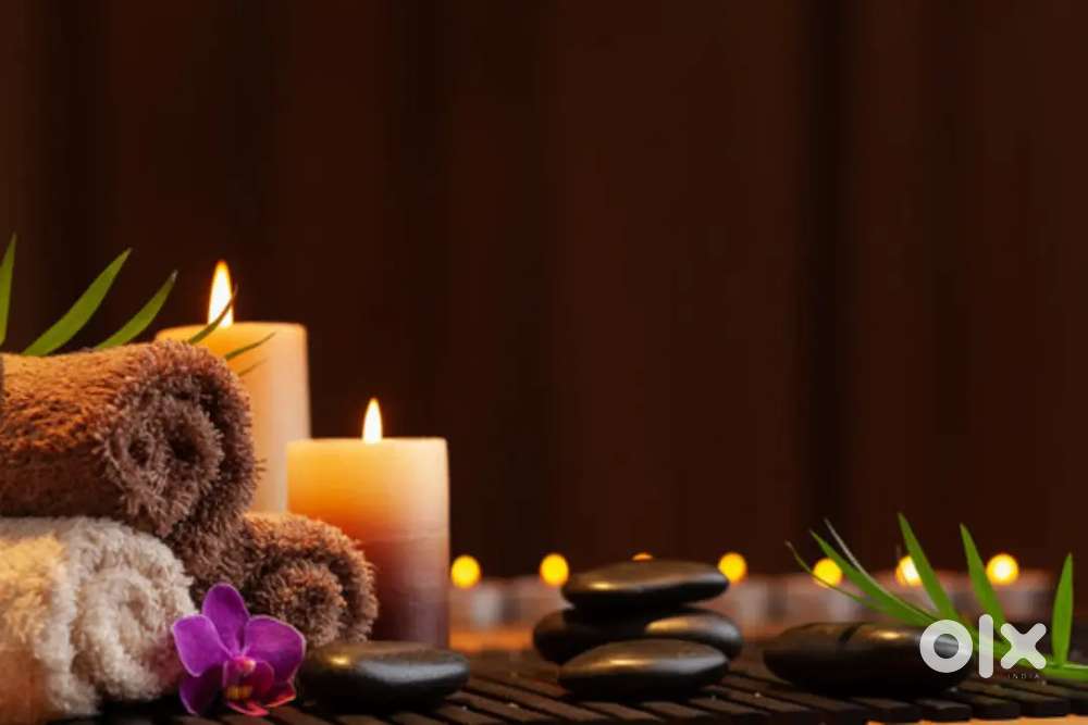 SPA THERAPIST FEMALE