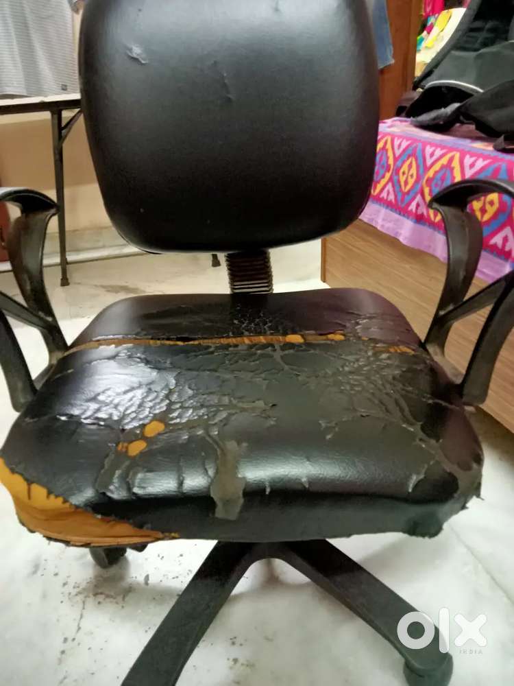 Rotating chair