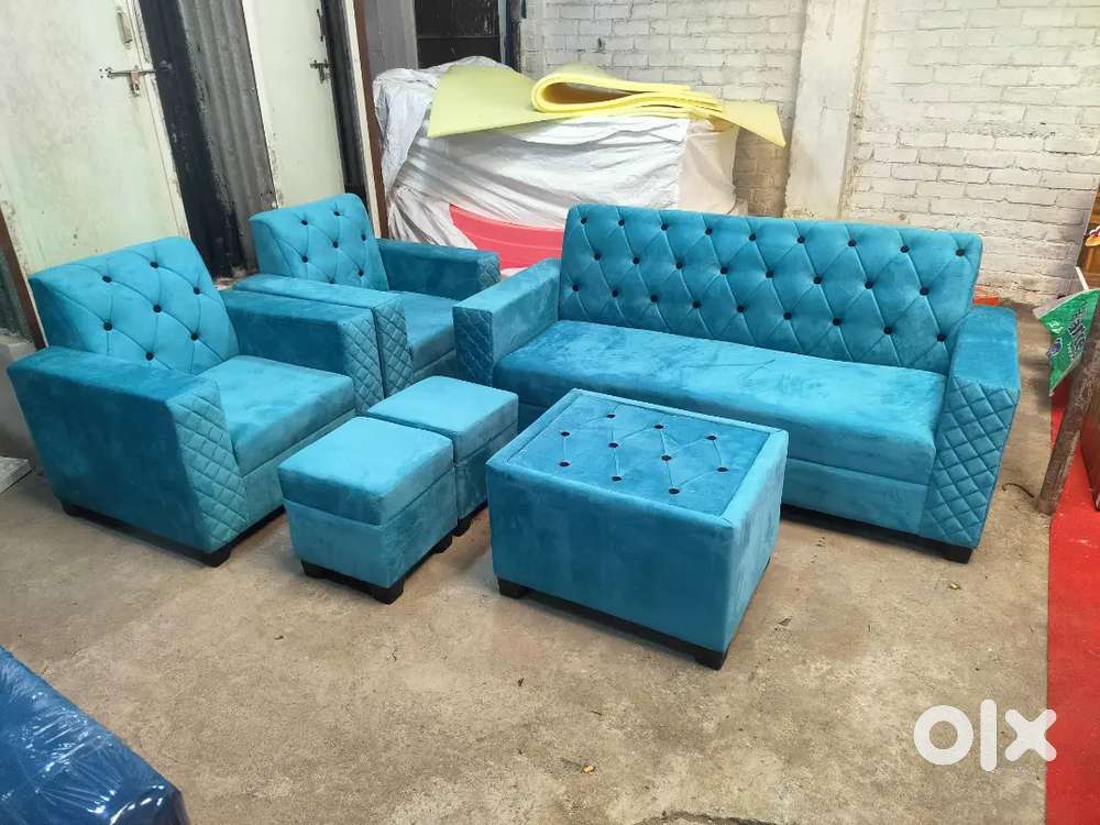 NEWLY ATTRACTIVE SOFA SET 3+1+1