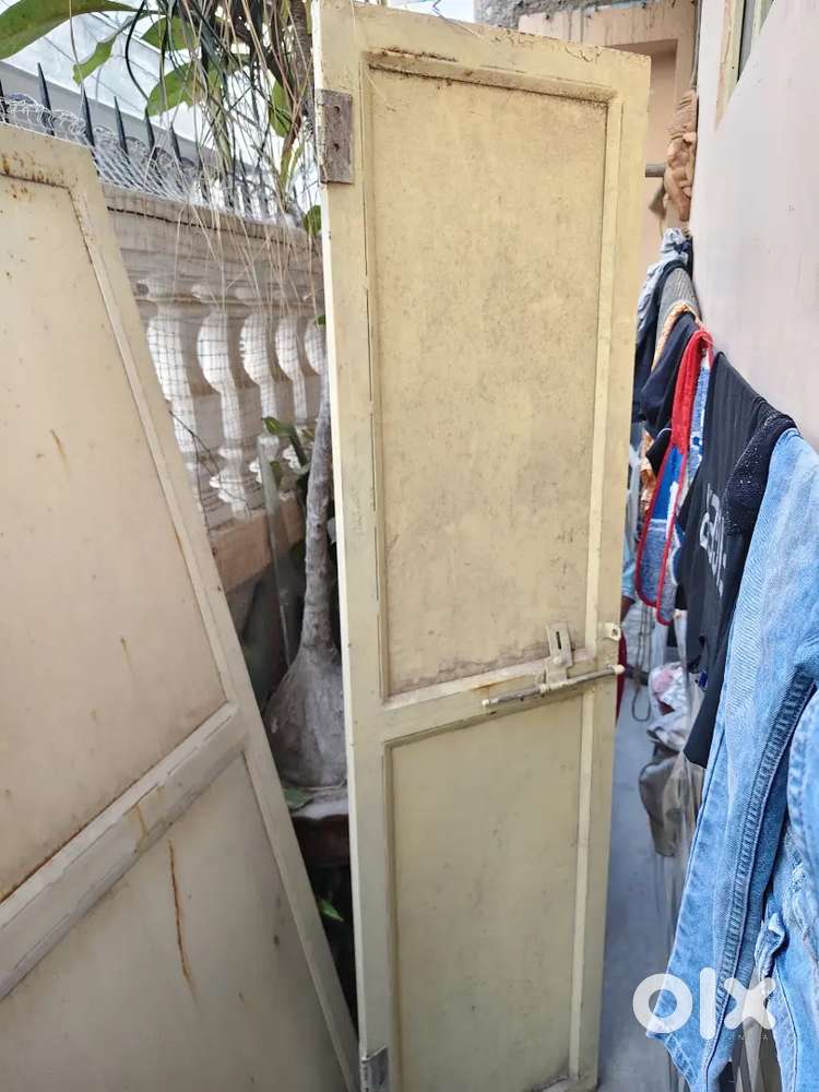 Iron door  gate very good condition