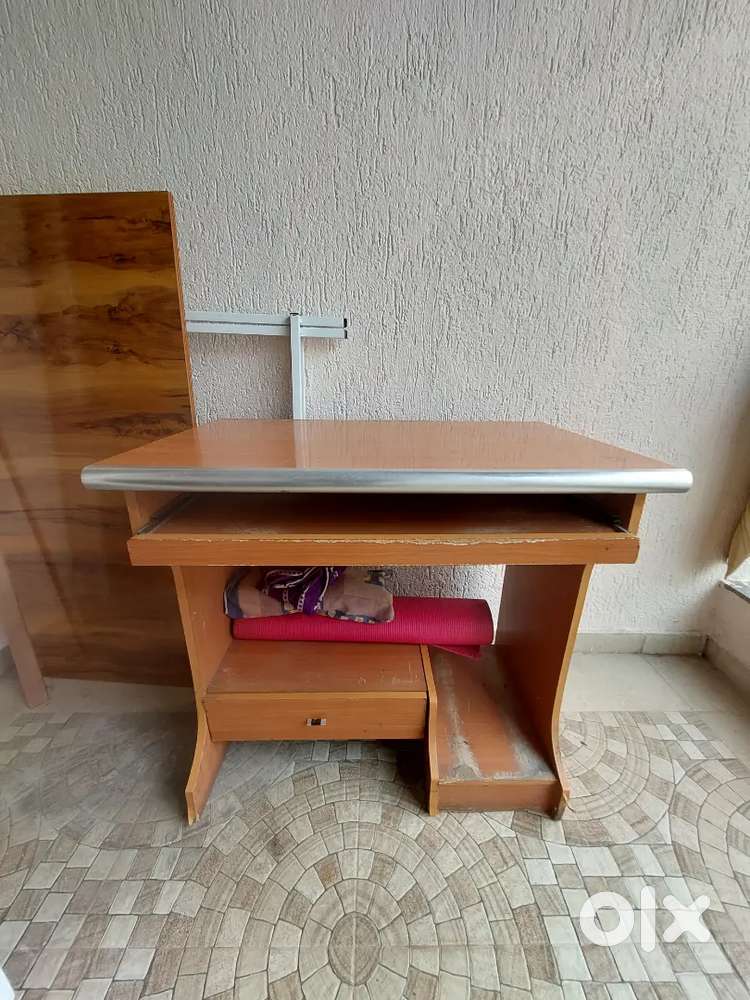 Computer Table Furniture