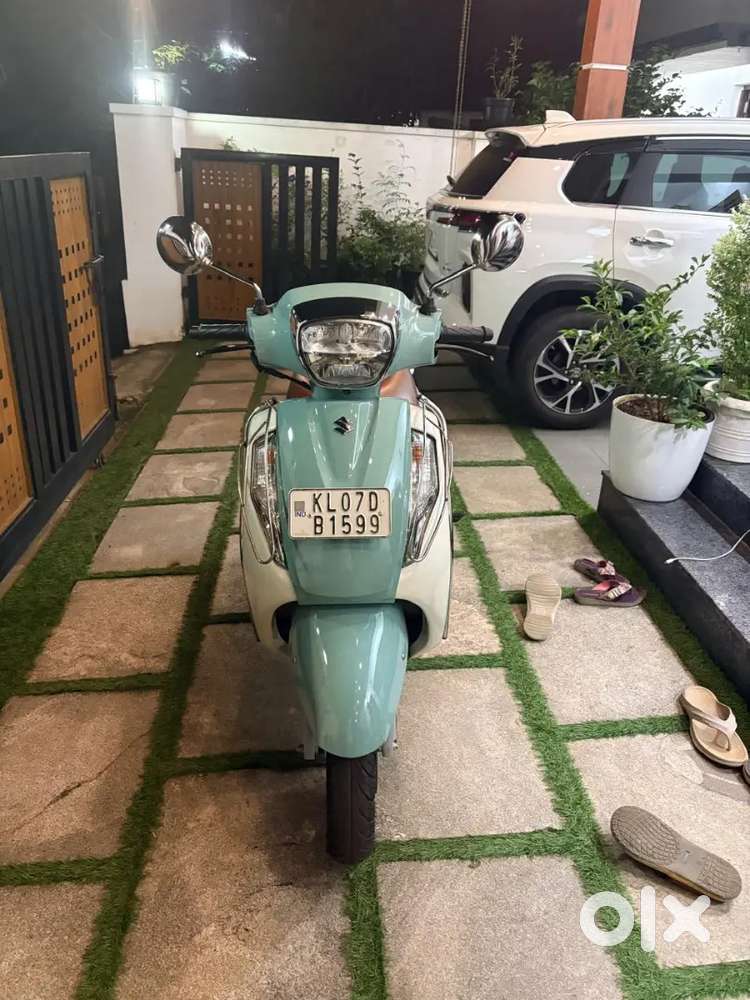 SUZUKI ACCESS 125 DISC BLUETOOTH