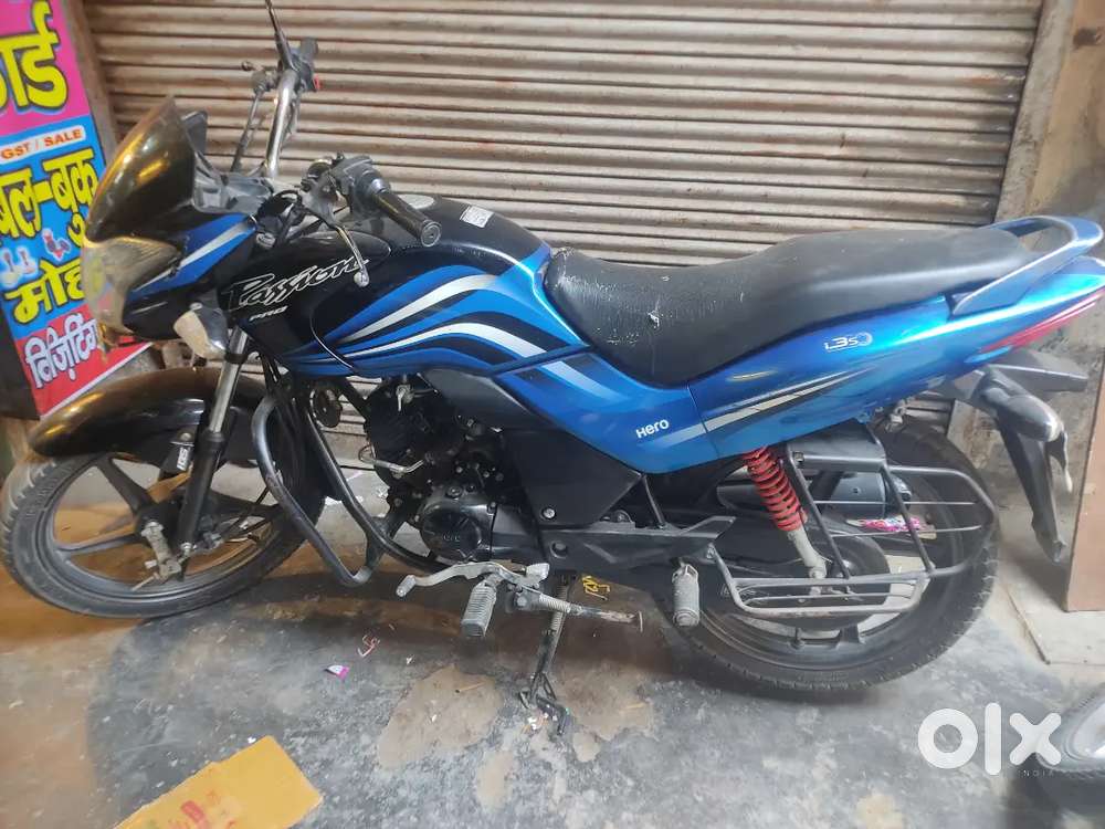 Sahi chal rhi h mast bike hai