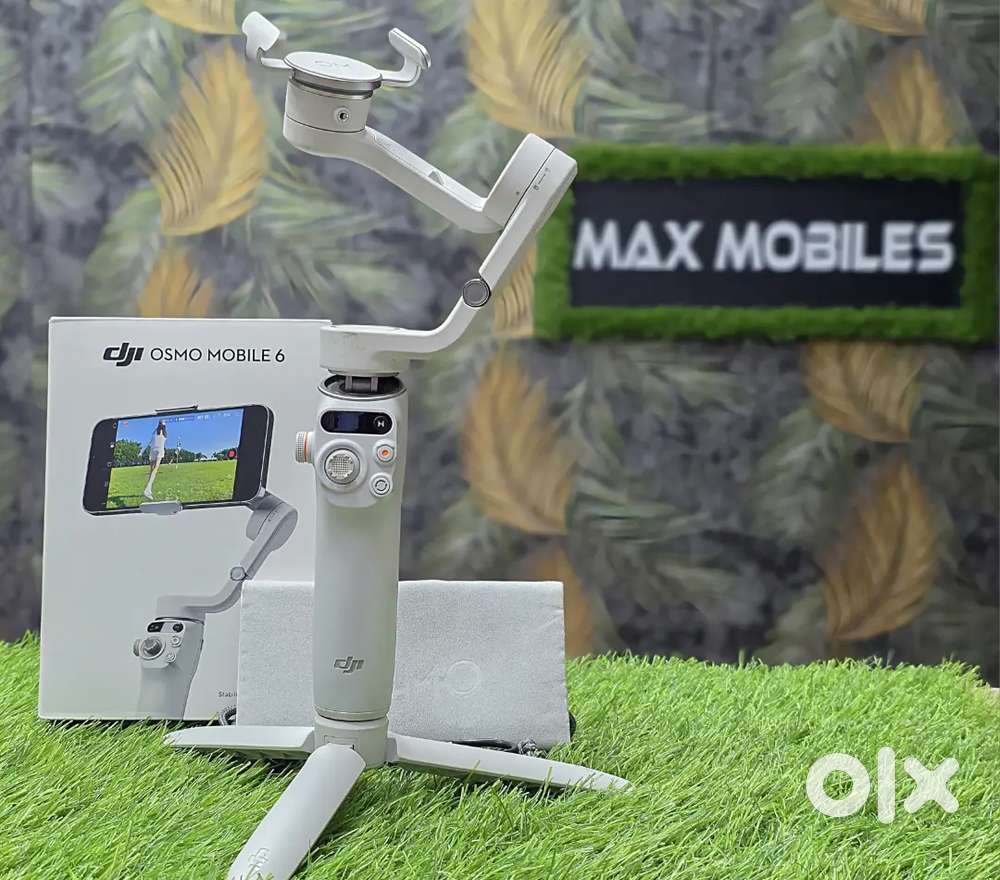 DJI Osmo Mobile 6 smartphone stabilizer