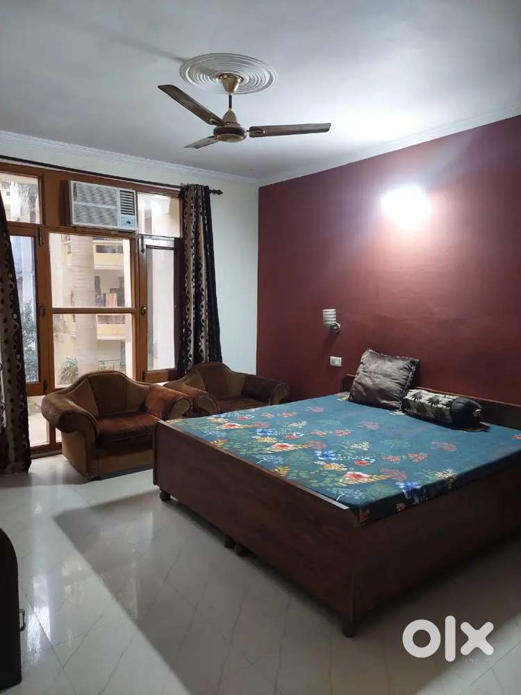 2BHK  flat for rent vip road