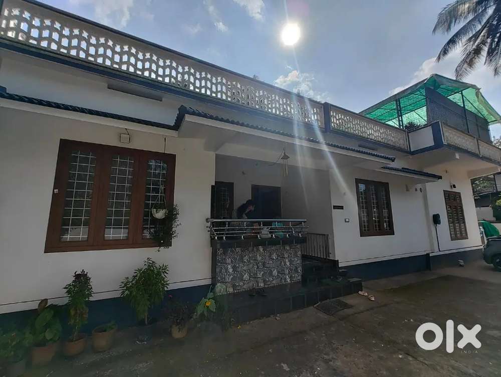 Independent House on a 10.25 cent plot for Sale near Karapuzha Dam