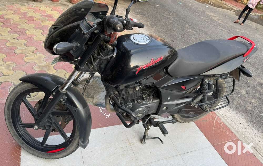Bajaj Pulsar With ABS single disk